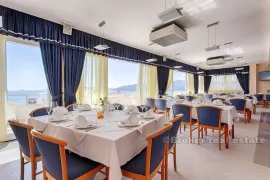 Hotel s pogledom na more, na prodaju, Trogir - Okolica, Коммерческая недвижимость