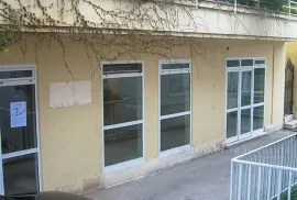 Poslovni prostor u prizemlju, na prodaju, Split, Propiedad comercial