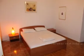 Dva apartmana za prodaju, Trogir - Okolica, Wohnung