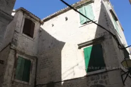 Dva apartmana za prodaju, Trogir - Okolica, Wohnung