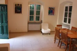 Dva apartmana za prodaju, Trogir - Okolica, Wohnung