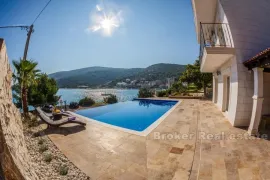 Vila s pet zvjezdica, na prodaju, Trogir - Okolica, Σπίτι