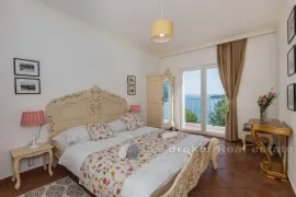 Vila s pet zvjezdica, na prodaju, Trogir - Okolica, Σπίτι