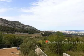 Klis, građevinsko zemljište s pogledom na Split, Split, Arazi