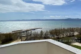 Apartmanska kuća u prvom redu do mora, Zadar, Haus