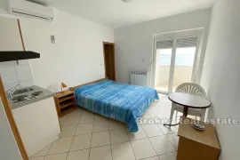 Apartmanska kuća u prvom redu do mora, Zadar, Haus