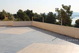 Apartmanska kuća sa pogledom na more, Trogir - Okolica, Kuća