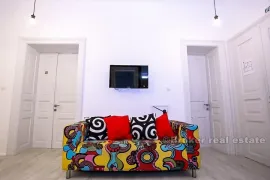 Uhodani hostel, na prodaju, Zadar, Appartement