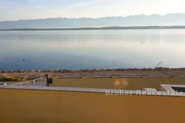 Apartmanska kuća prvi red do mora, Zadar, Σπίτι