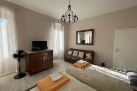 Bačvice, komforan dvosoban apartman, Split, Appartamento