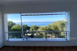 Apartmanska kuća u prvom redu do mora, Zadar, بيت