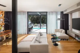 Atraktivna vila s bazenom u blizini mora, Zadar, Casa