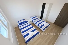 Apartmanska kuća u blizini mora, Zadar, بيت