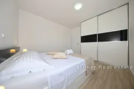 Apartmanska kuća u blizini mora, Zadar, بيت