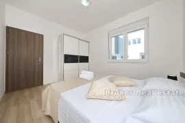 Apartmanska kuća u blizini mora, Zadar, بيت