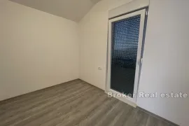 Apartmanska kuća s pogledom na more, Split, Kuća