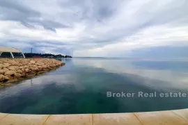 Dvojna kuća u prvom redu do mora, Zadar, Haus