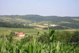 Kuća na mirnoj lokaciji, na prodaju, Zagreb - Okolica, Σπίτι