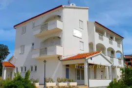 Zadar apartmanska kuća prvi red do mora, Zadar, Σπίτι