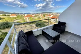 Jednosoban apartman s bazenom, Trogir - Okolica, Διαμέρισμα