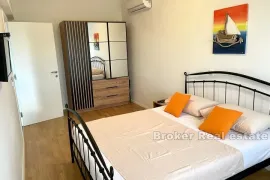 Jednosoban apartman s bazenom, Trogir - Okolica, Διαμέρισμα