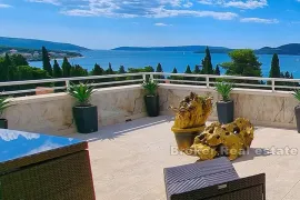 Luksuzan penthouse s otvorenim pogledom na more, Trogir - Okolica, Flat