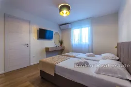 Novoizgrađena vila sa bazenom, Split, بيت