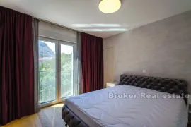 Novoizgrađena vila sa bazenom, Split, بيت