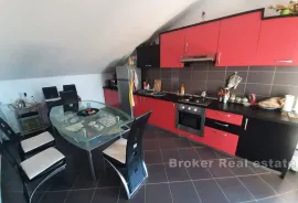 Kompletno namješten i opremljen stan, Zadar, Appartment