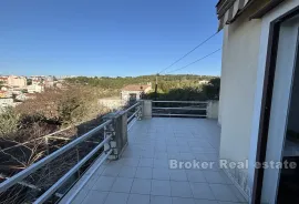 Dvojna kuća s pogledom na more, Trogir, Дом