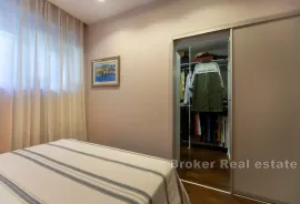 Dizajnerski uređen stan u užem dijelu centra grada, Split, Apartamento