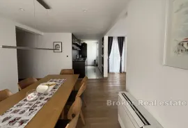 Luksuzan trosoban stan s otvorenim pogledom na more, Split, Apartamento