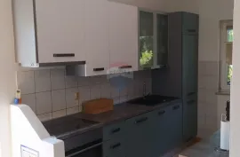 Istra,Valtura,kuća sa dva stana, Ližnjan, Casa