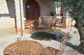 Poreč, okolica, lijepa autohtona vila s pogledom na more, Kaštelir-Labinci, Haus