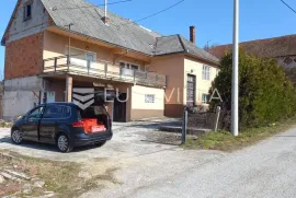 Jasterbarsko, Malunje, obiteljska kuća NKP 140 M2 s okućnicom 1328 M2, Casa