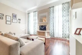 Zagreb, Centar uređen trosoban stan 86 m2, najam, Zagreb, Apartamento