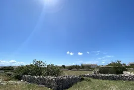 GRAĐEVINSKO ZEMLJIŠTE U MIRNOJ OAZI POVLJANE, Povljana, Terra