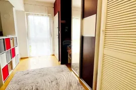 Zagreb, Gajnice | Moderan četverosoban stan s bazenom (164m2), parking, Zagreb, Appartment