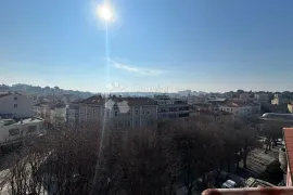 Prostrani stan u centru s panoramskim pogledom na grad - 2 terase!, Pula, Διαμέρισμα