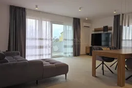 Villa sa bazenom Malinska Krk, Malinska-Dubašnica, Famiglia