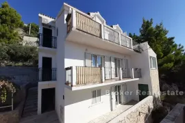 Apartmanska kuća s pogledom na more, Omiš, Casa