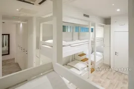 Meje, potpuno novi hostel, Split, العقارات التجارية