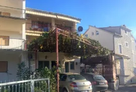 Dvojna kuća, na prodaju, Split, Haus