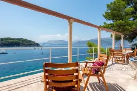 Jedinstvena nekretnina, prvi red do mora, Dubrovnik, Casa