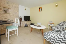 Vila - hotel u prvom redu do mora, Korčula, بيت