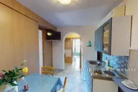 Apartmanska kuća s pogledom na more, Zadar, Casa