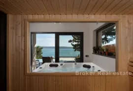 Novoizgrađena vila s bazenom i pogledom na more, Zadar, Haus