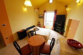 Apartman na zapadnom dijelu rive, na prodaju, Split, Appartment