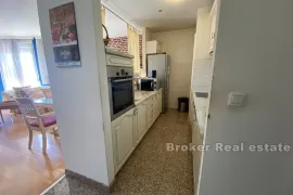 Žnjan, trosoban stan s pogledom na more, Split, Appartement