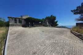 Imanje sa otvorenim pogledom na more, Split, Ev